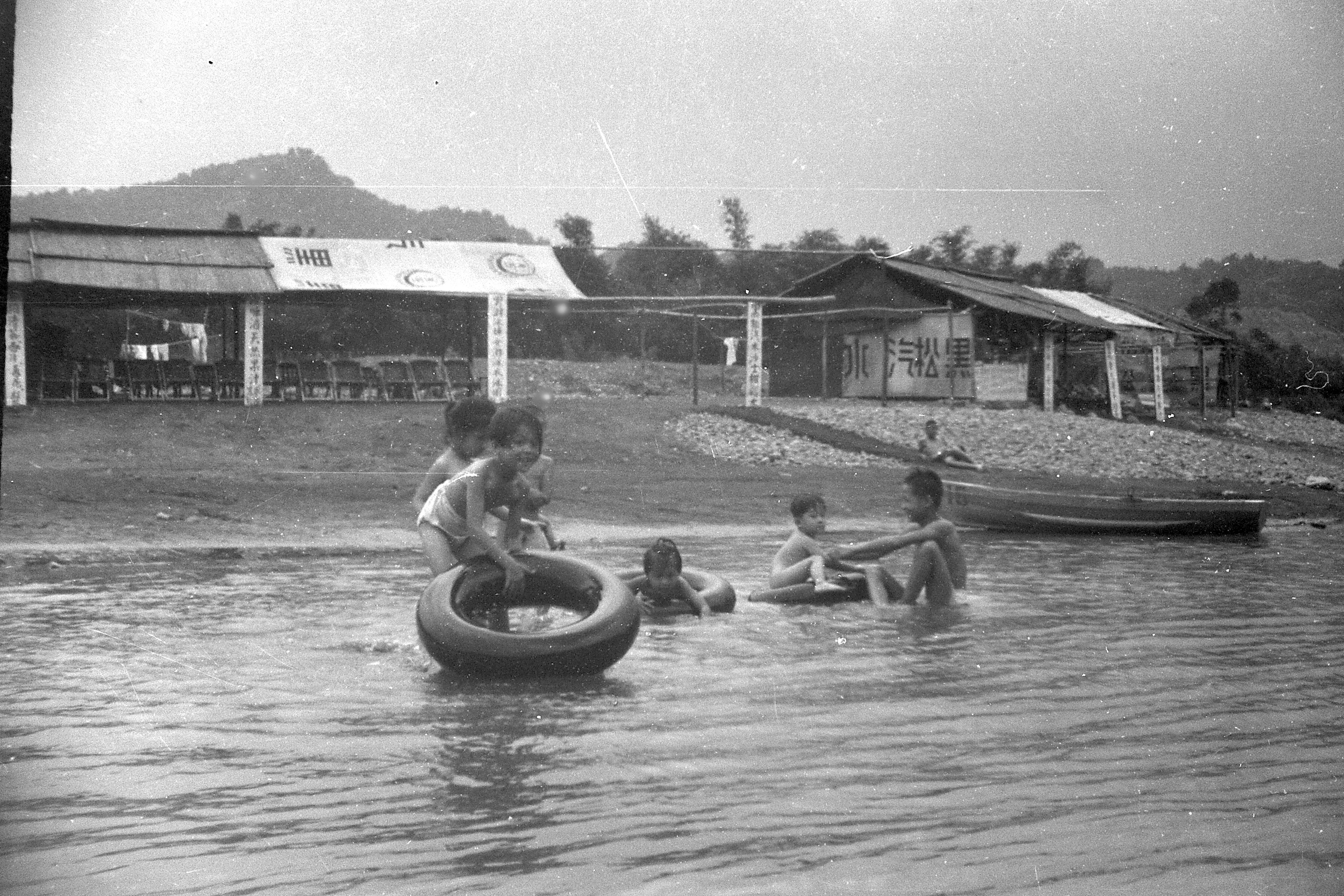 DanShui Rowboats 2